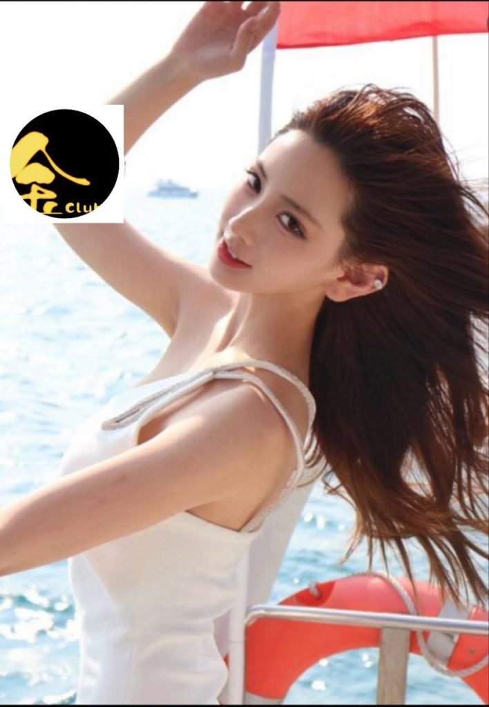 新人极品翻版Angelababy:春日步子248 作者:伦敦金牌club 帖子ID:4608 