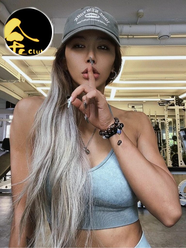 身材比例完美健身教练：Lisa 净身高174 真D6330 作者:伦敦金牌club 帖子ID:4855 
