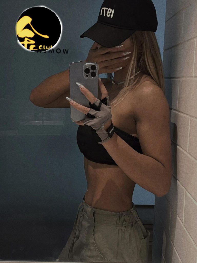 身材比例完美健身教练：Lisa 净身高174 真D8242 作者:伦敦金牌club 帖子ID:4855 