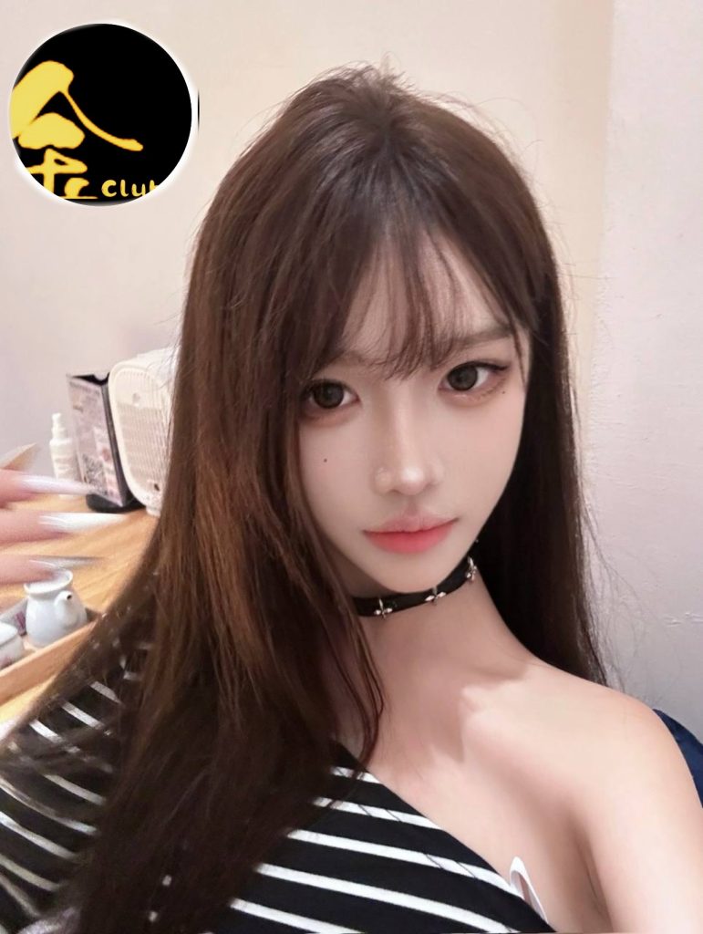 澳洲真实留学生纯小白：倩倩 04年7782 作者:伦敦金牌club 帖子ID:4857 